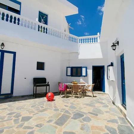 Marianna's House In Asklipio Holiday home *