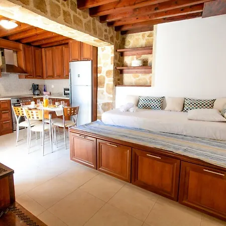 Marianna's House In Asklipio *